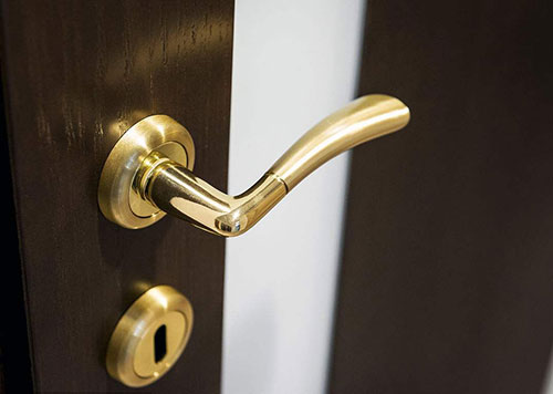 石泉24小时上门开锁公司